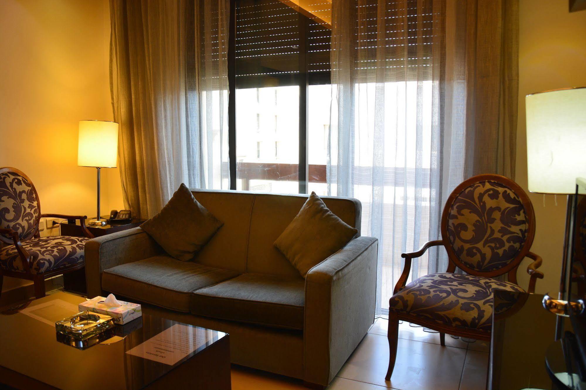 Nadine Hotel Suites Ammán Exteriér fotografie
